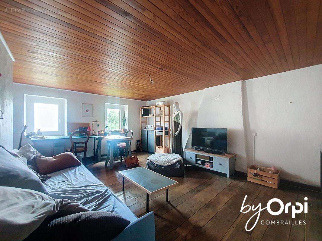 Maison à SAINT-GEORGES-DE-MONS