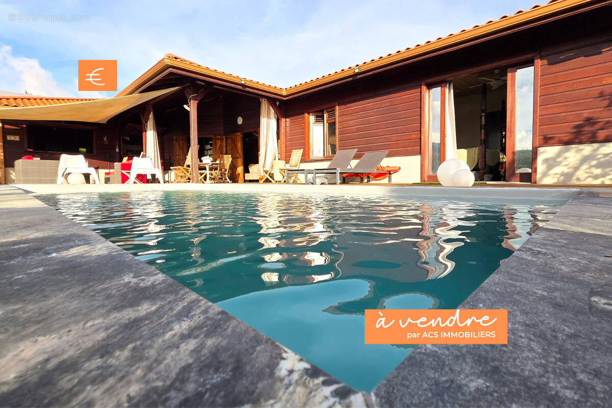 Maison à CASE-PILOTE