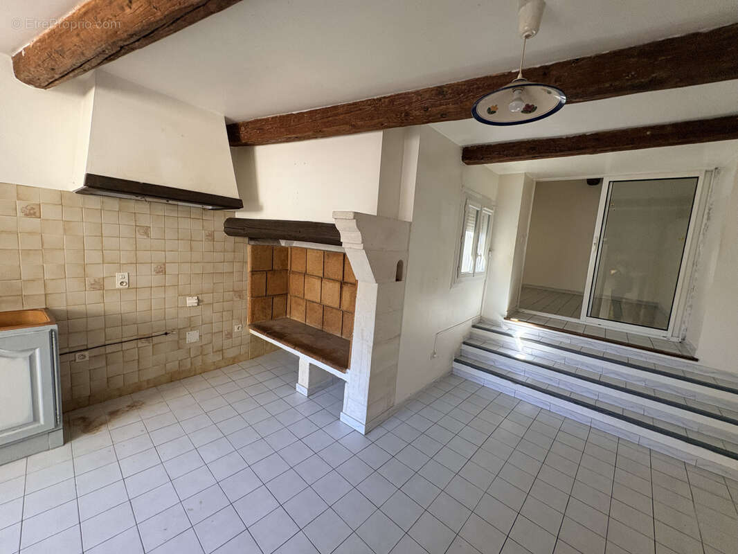 Mdv avec garage caves et terrasses - photo 2