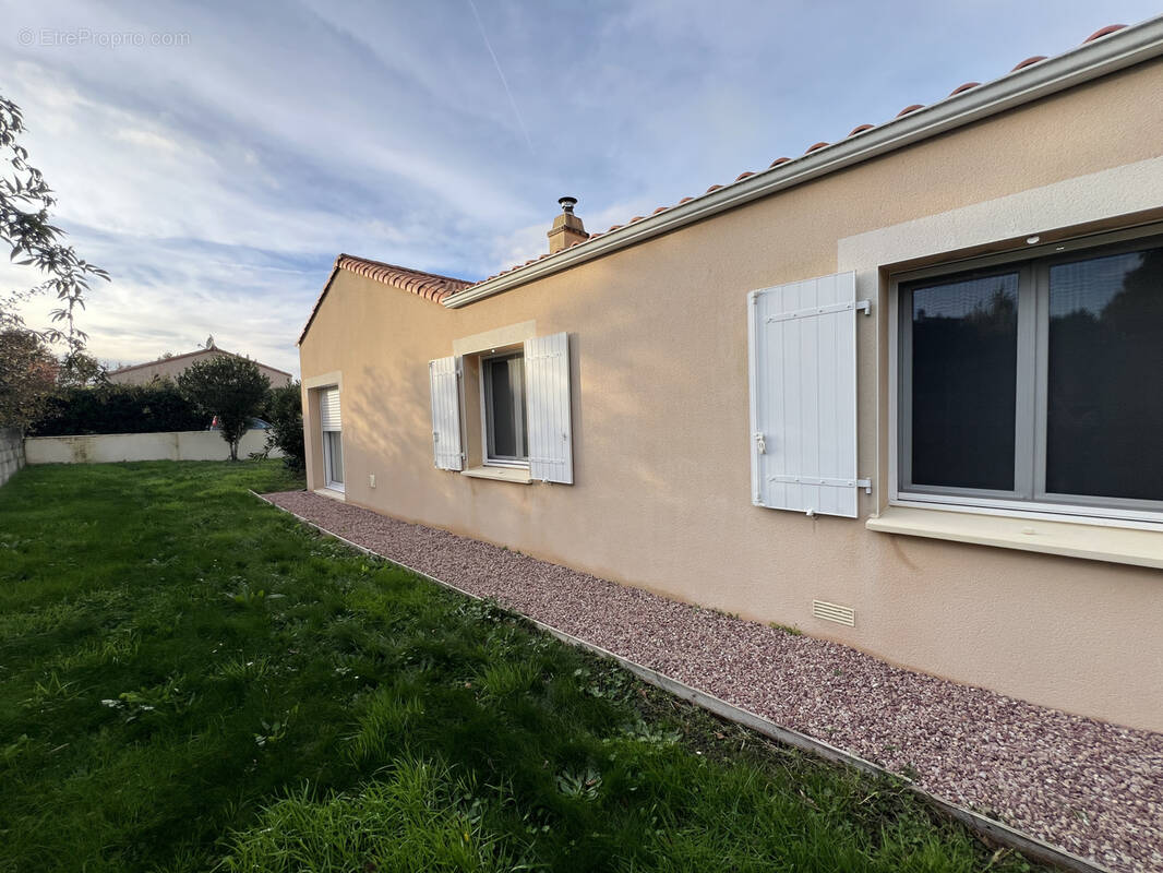 Maison à LE GIROUARD