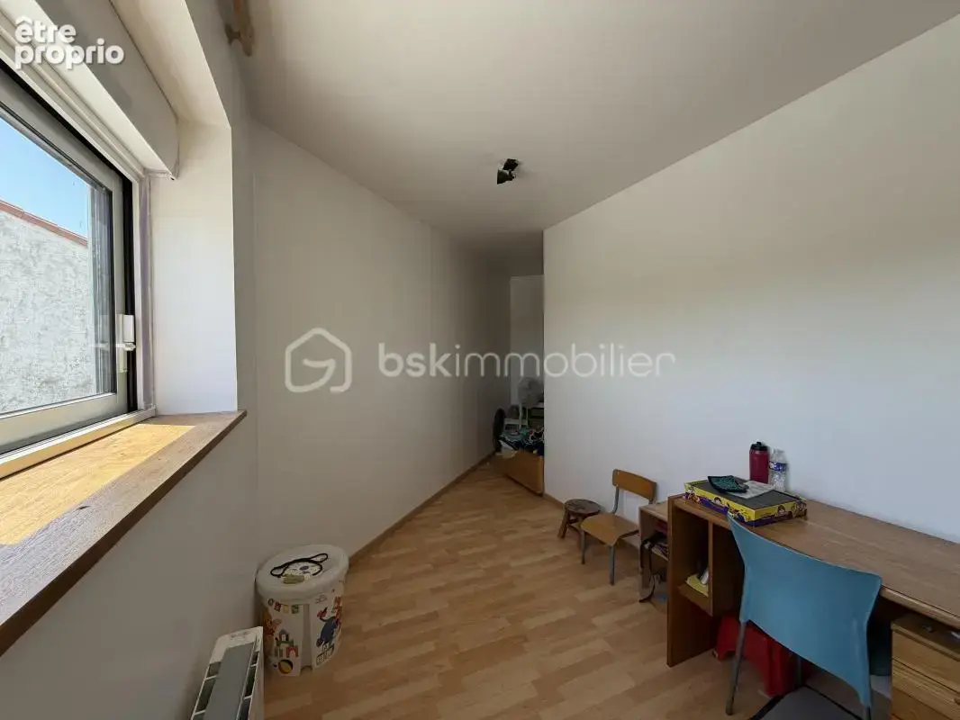 Maison familiale 120 m² – 5 chambres – Rénovation récente – La Bruffière aux portes de Treize-Septiers - photo 9
