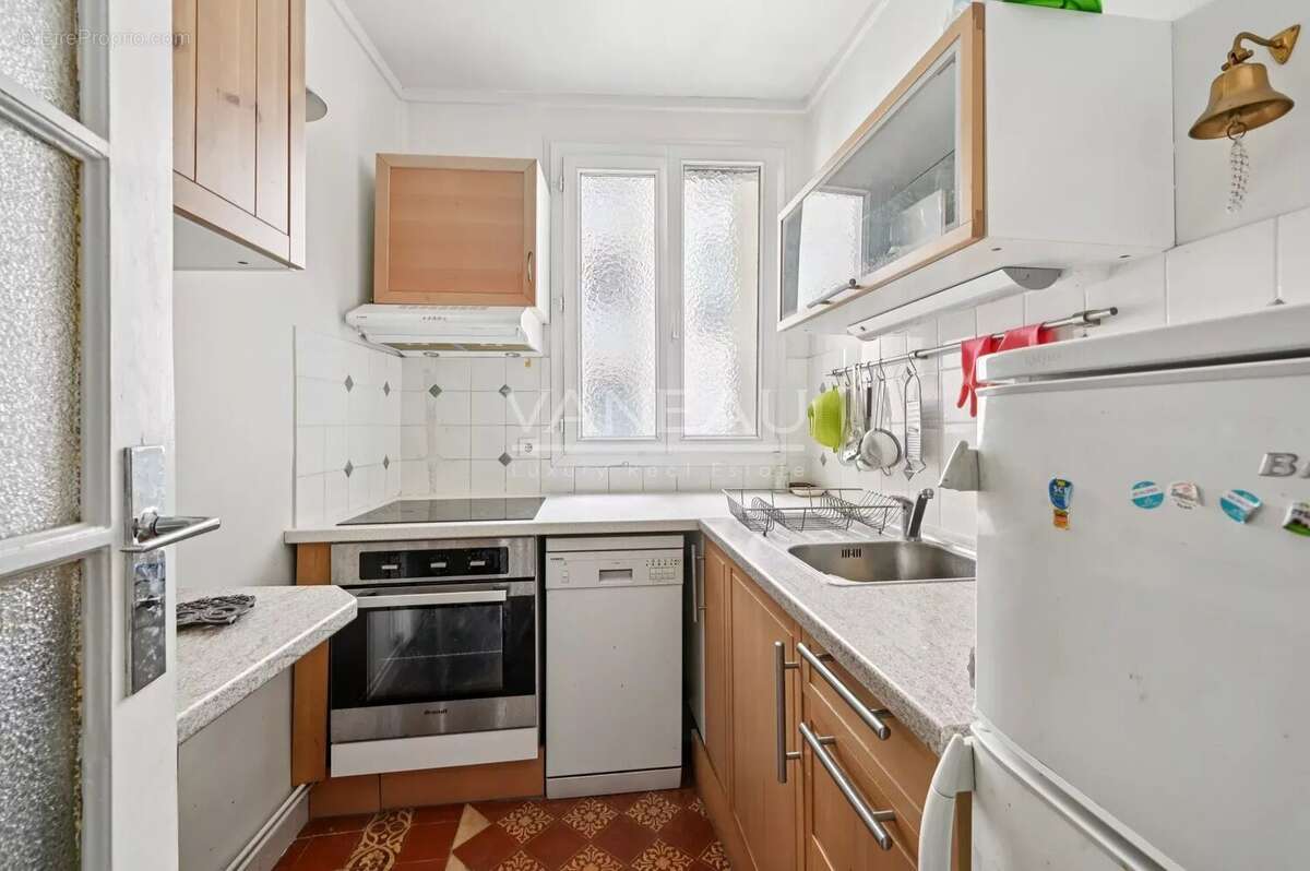Appartement à PARIS-15E