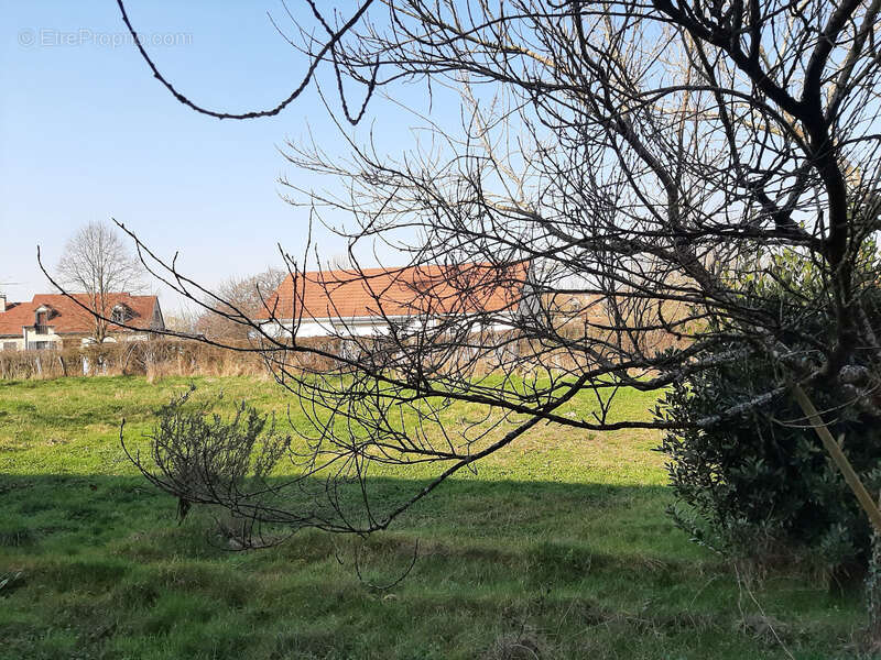 Maison à CLESSY