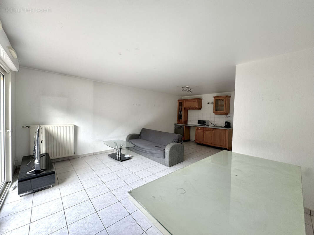 Appartement à LA ROCHE-SUR-FORON