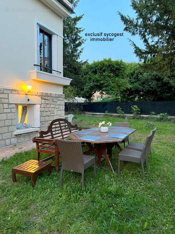 Maison à NOISY-LE-SEC