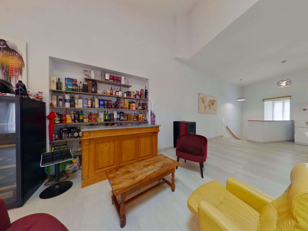 Appartement à AVAILLES-LIMOUZINE