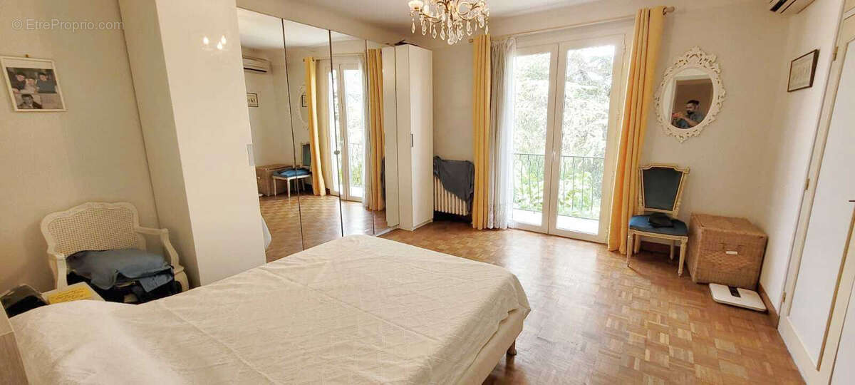 Maison à BORMES-LES-MIMOSAS