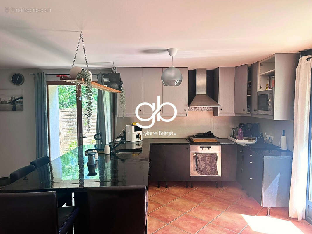 Maison à PRADES-LE-LEZ