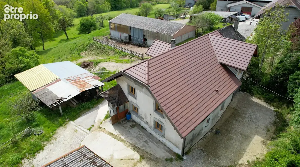 "cyprès" - thusy - a vendre en exclusivite - corps de ferme a renover 291m2 et annexes garage, caves & hangar 115m2 - toiture re - photo 2