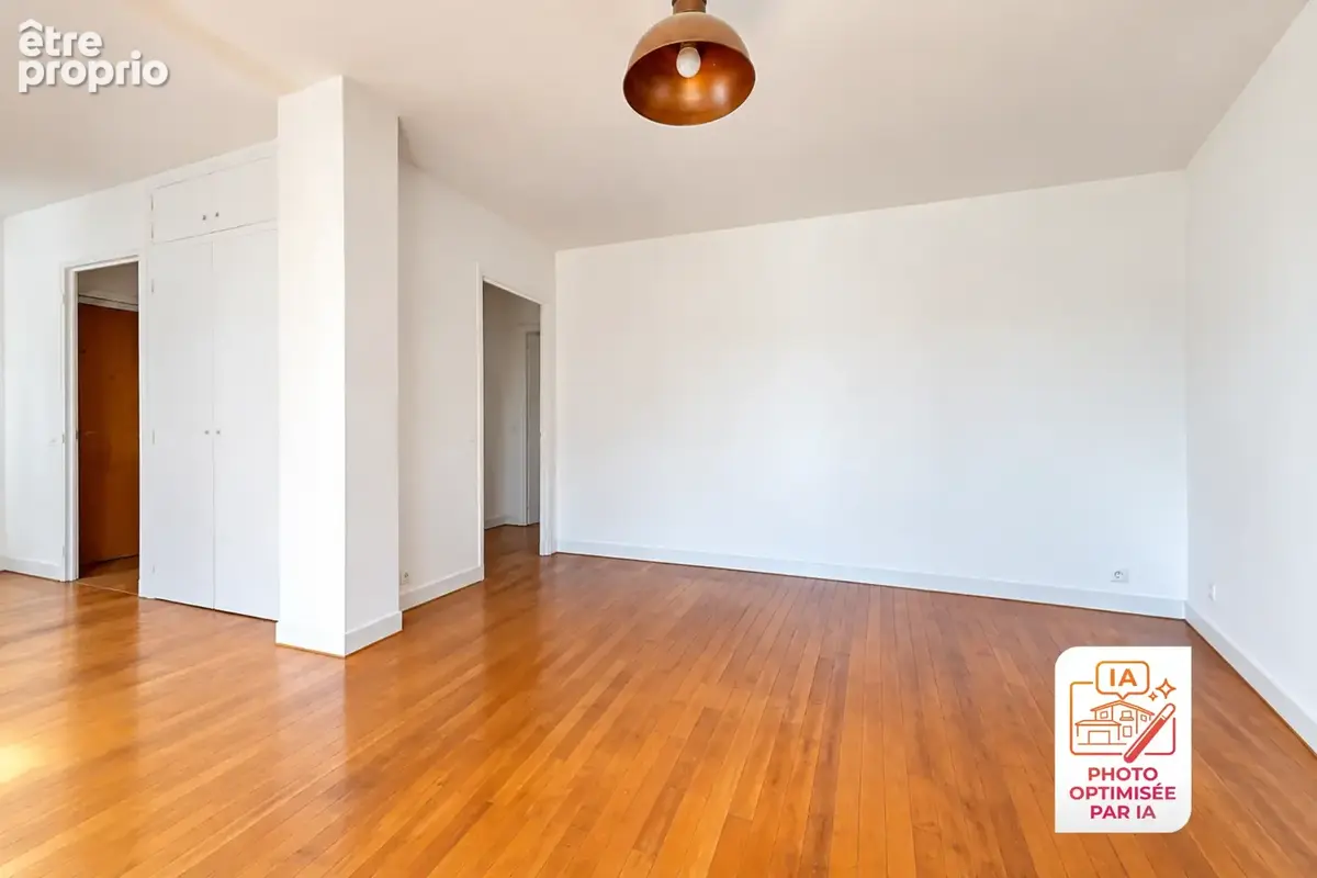 Saint-Marcellin - Appartement 3 pièces lumineux avec balcons, cave et garage possible - photo 2