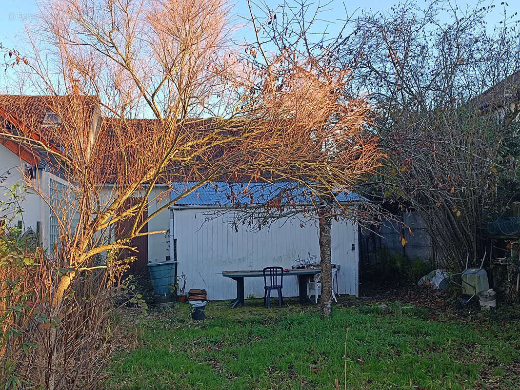 Maison à FONTENAY-LE-FLEURY