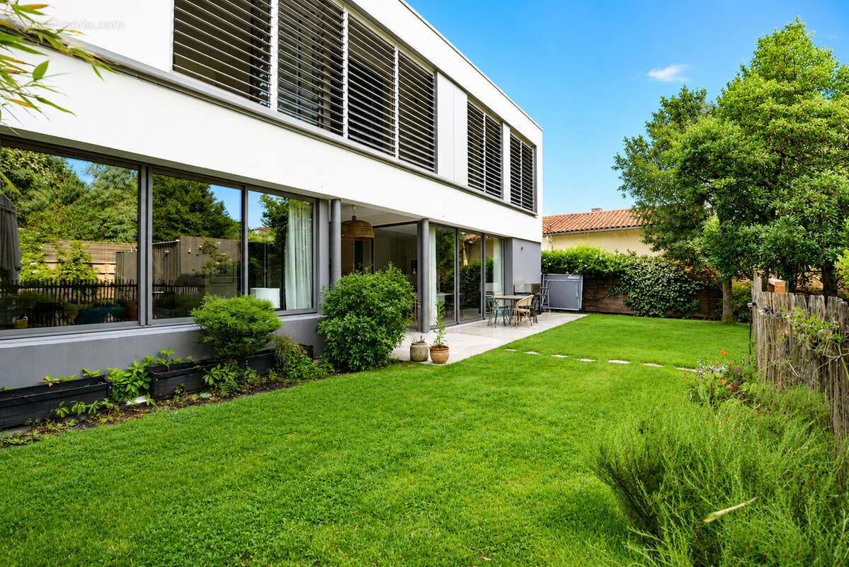 Architecture contemporaine- 2022- bmc - photo 2