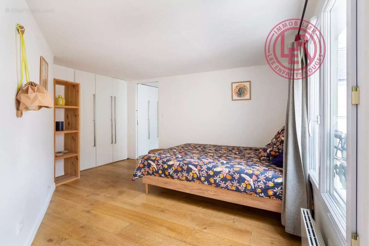 Appartement à PARIS-11E