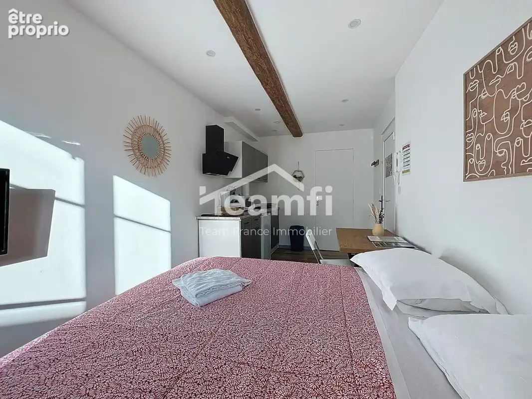 Appartement 100 m² à Royat  - photo 2