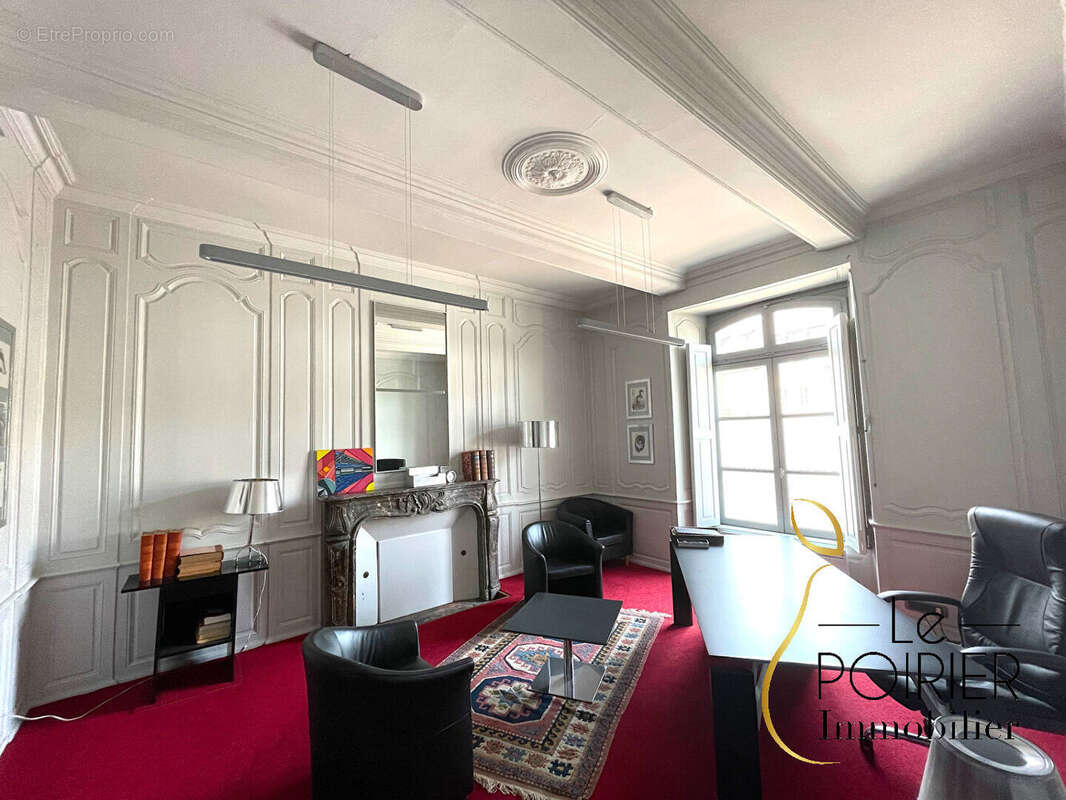 Commerce à LAMBALLE