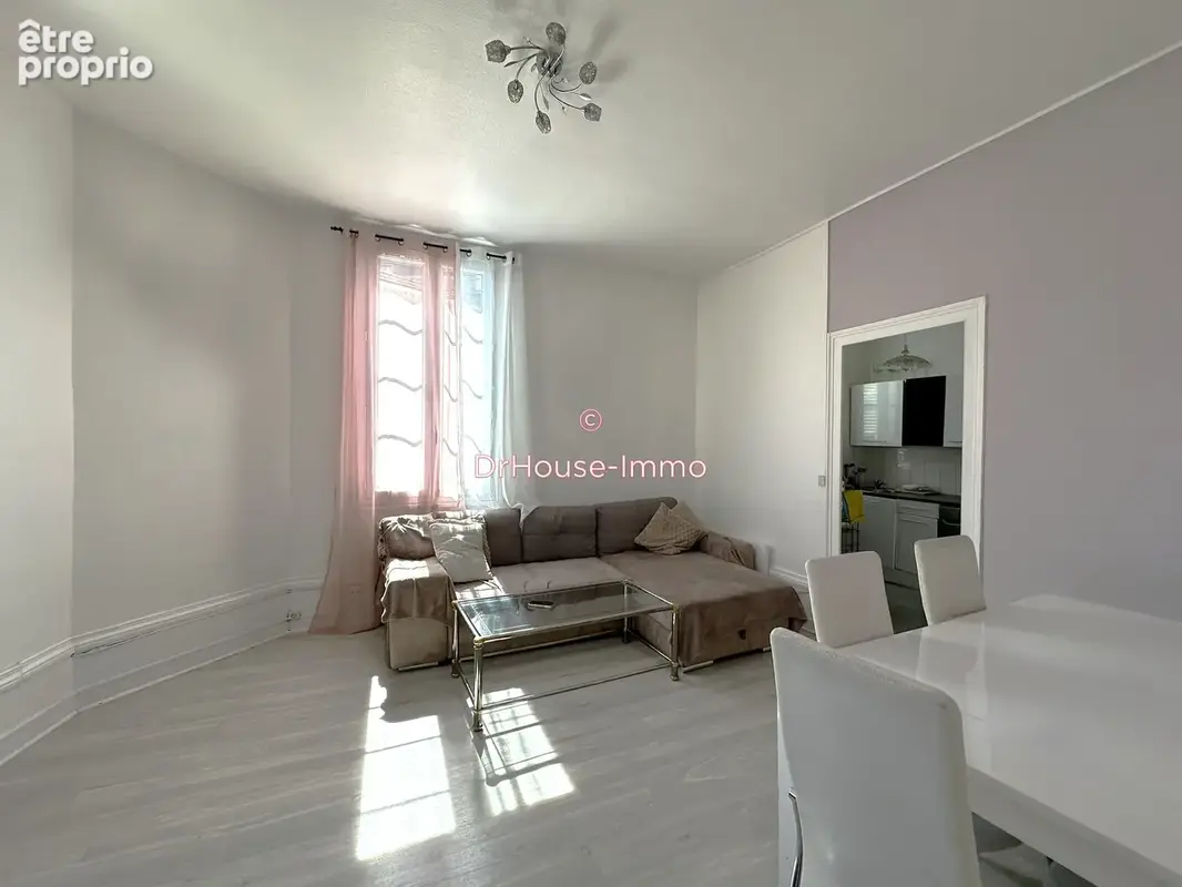 Appartement 8 pièces 158 m² à vendre à Angouleme (16000) - photo 3