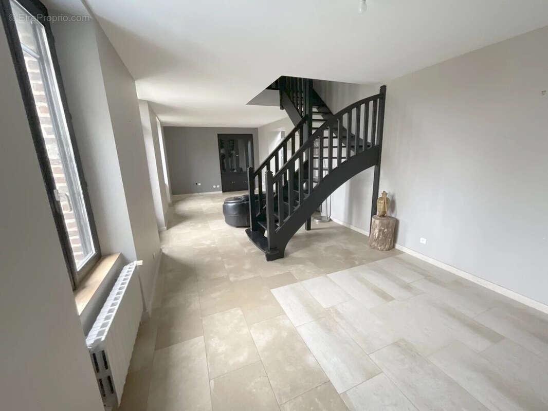 Maison à SAINTE-SAVINE