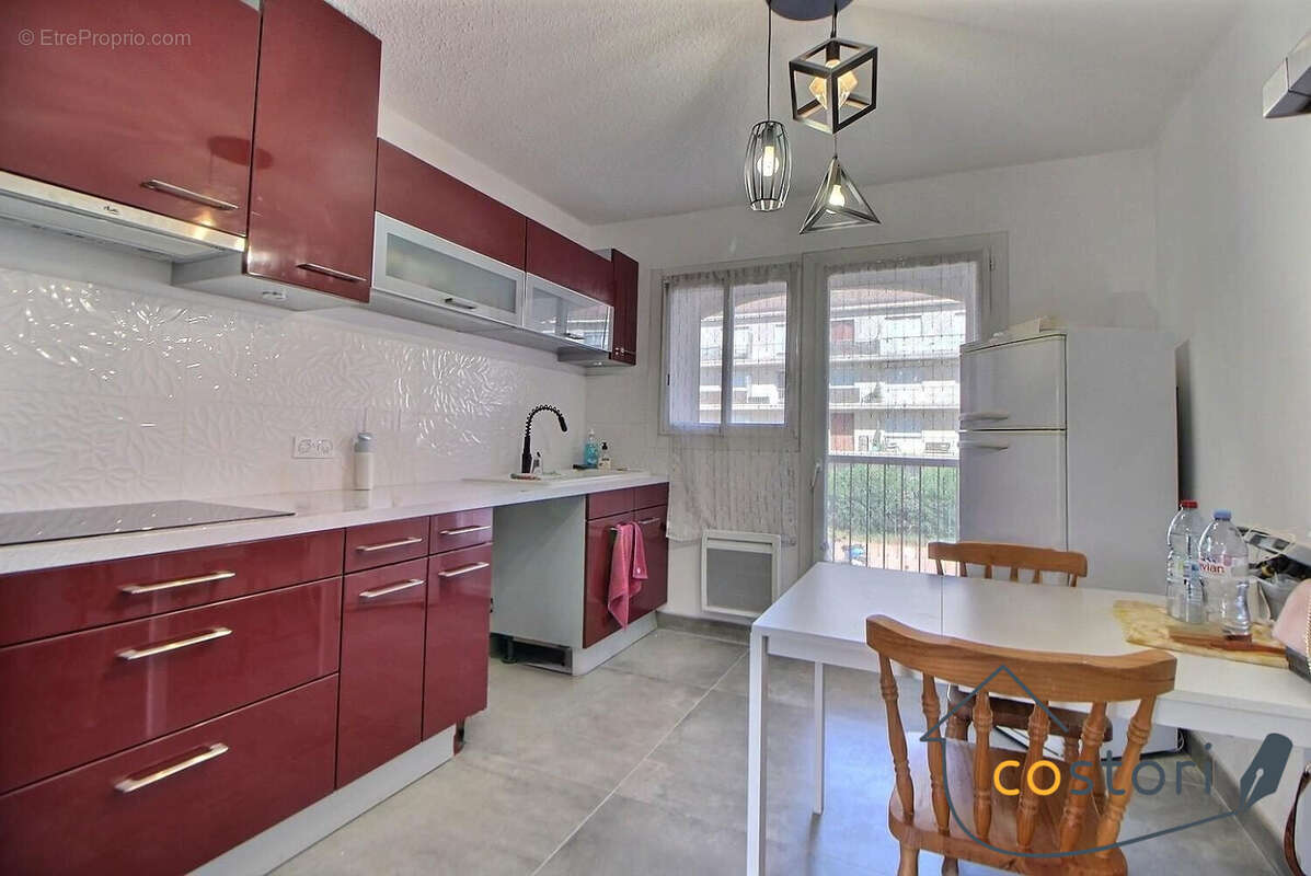 Appartement 52 m² à Trans-En-Provence  - photo 6