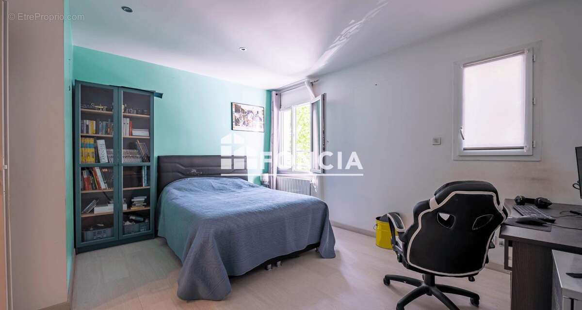 Appartement Duplex 170M2 avec terrasse Vienne direction hôpital - - photo 4