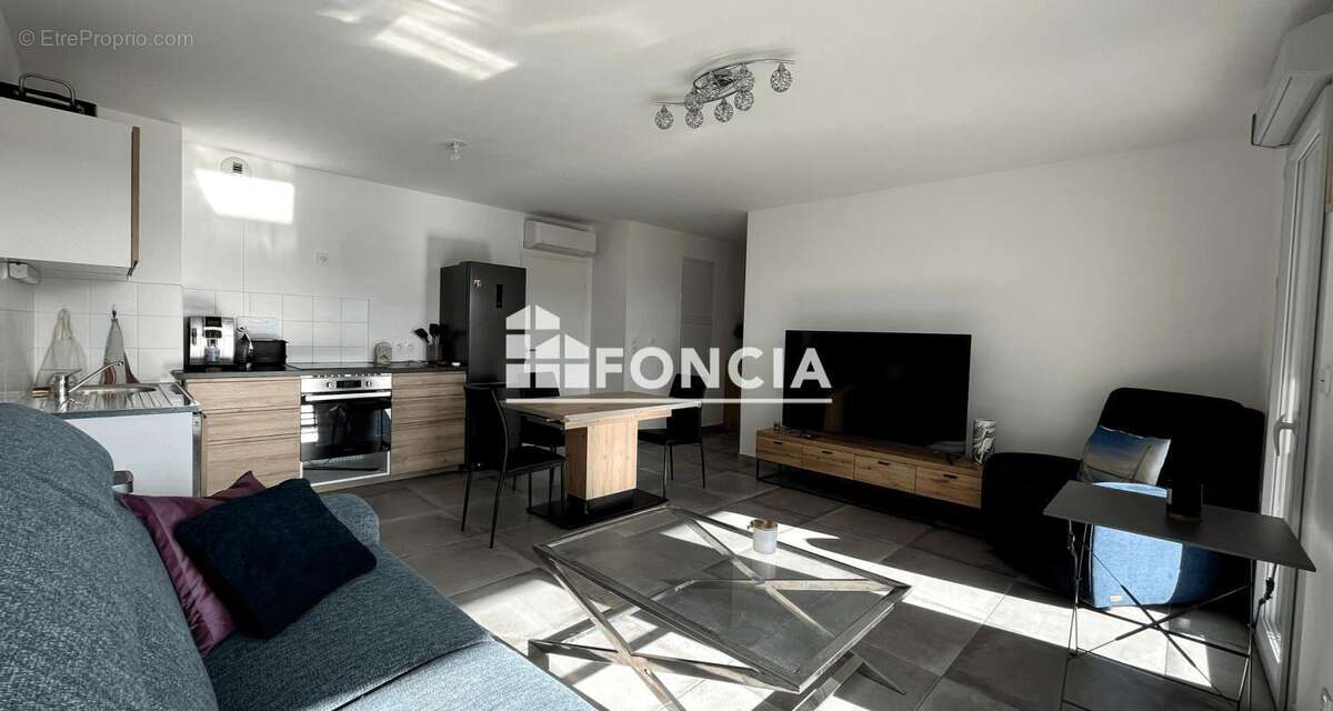 Appartement à BORMES-LES-MIMOSAS