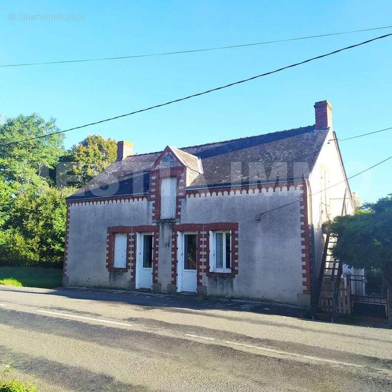 _copie-0_IMG_20221007_095047 - Maison à CASSON