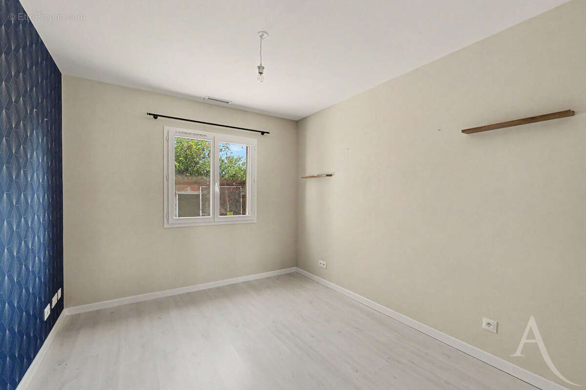Villa contemporaine Plain pied- 172m² - Piscine - Terrain 1230 m² - photo 15