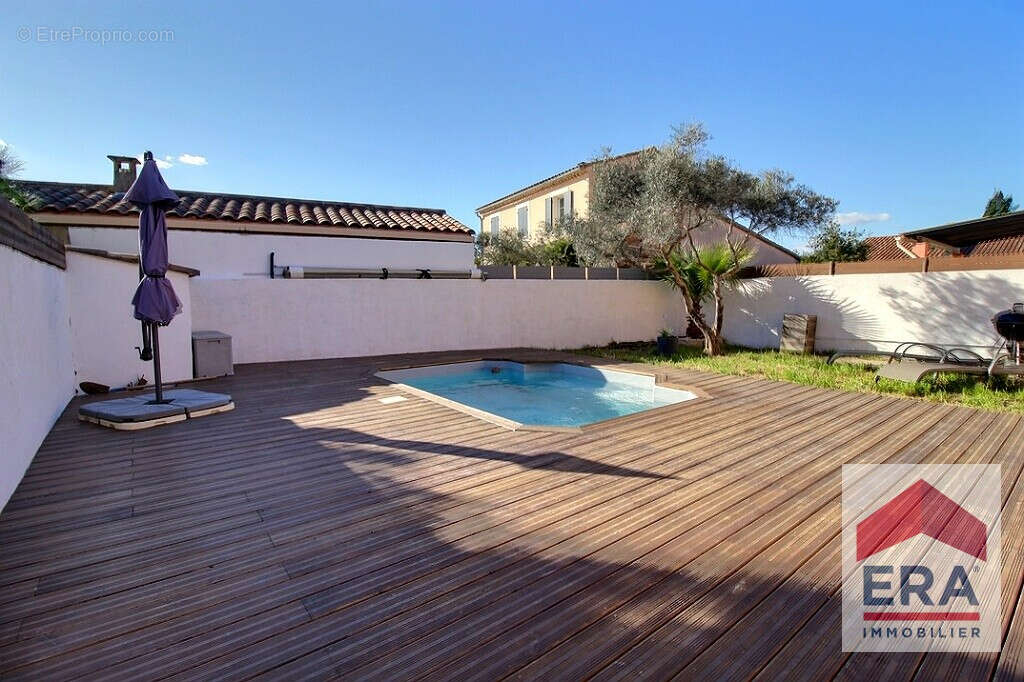 Maison à CHATEAURENARD