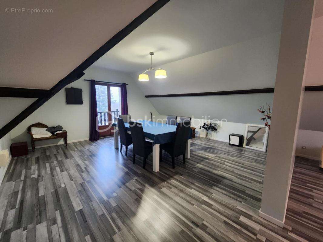 Maison à VILLEMARECHAL