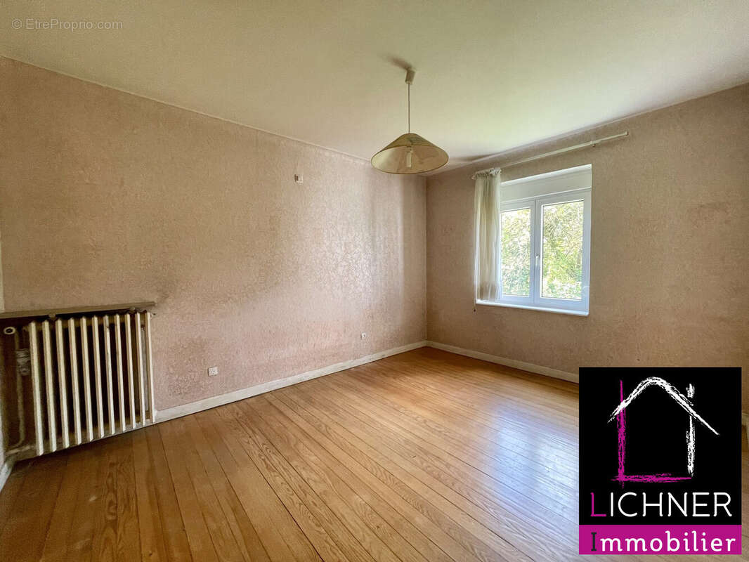 Maison 176 m² à Folkling  - photo 8