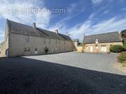 Maison à LONGUES-SUR-MER