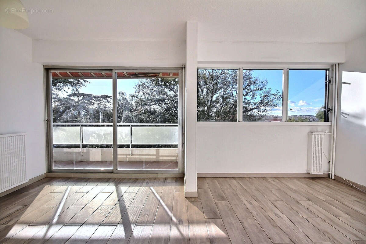 Appartement à MARSEILLE-10E