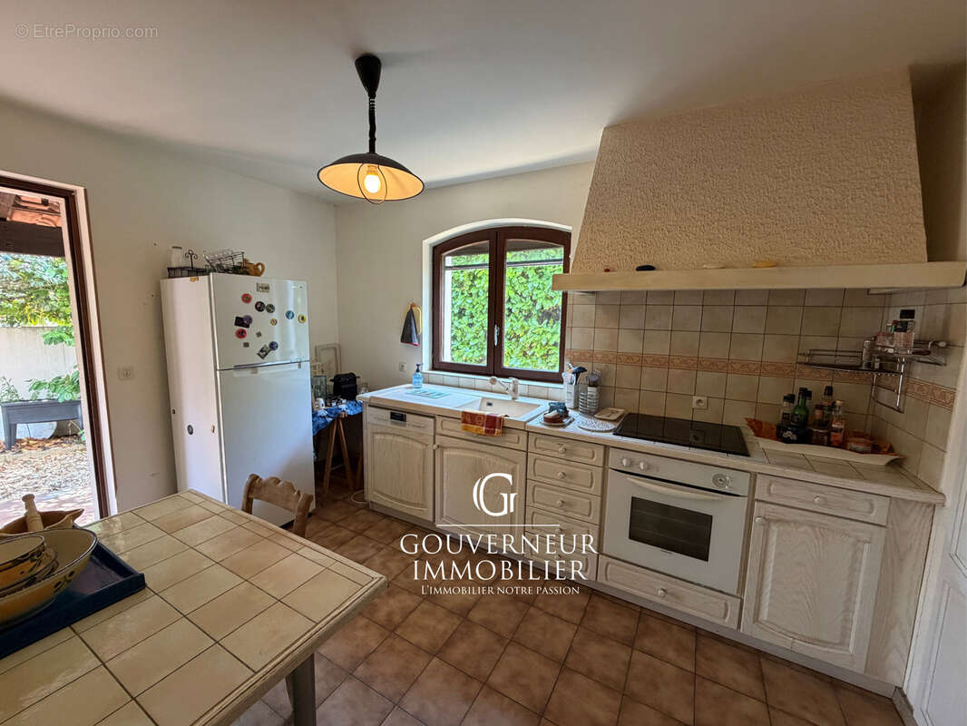 Villa traditionnelle 4 chambres à Saint-Laurent-d’Aigouze - photo 10