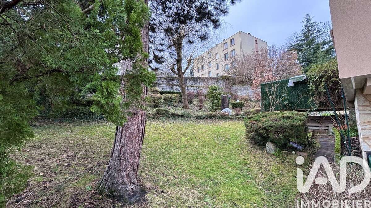 Photo 2 - Maison à SAINT-ETIENNE