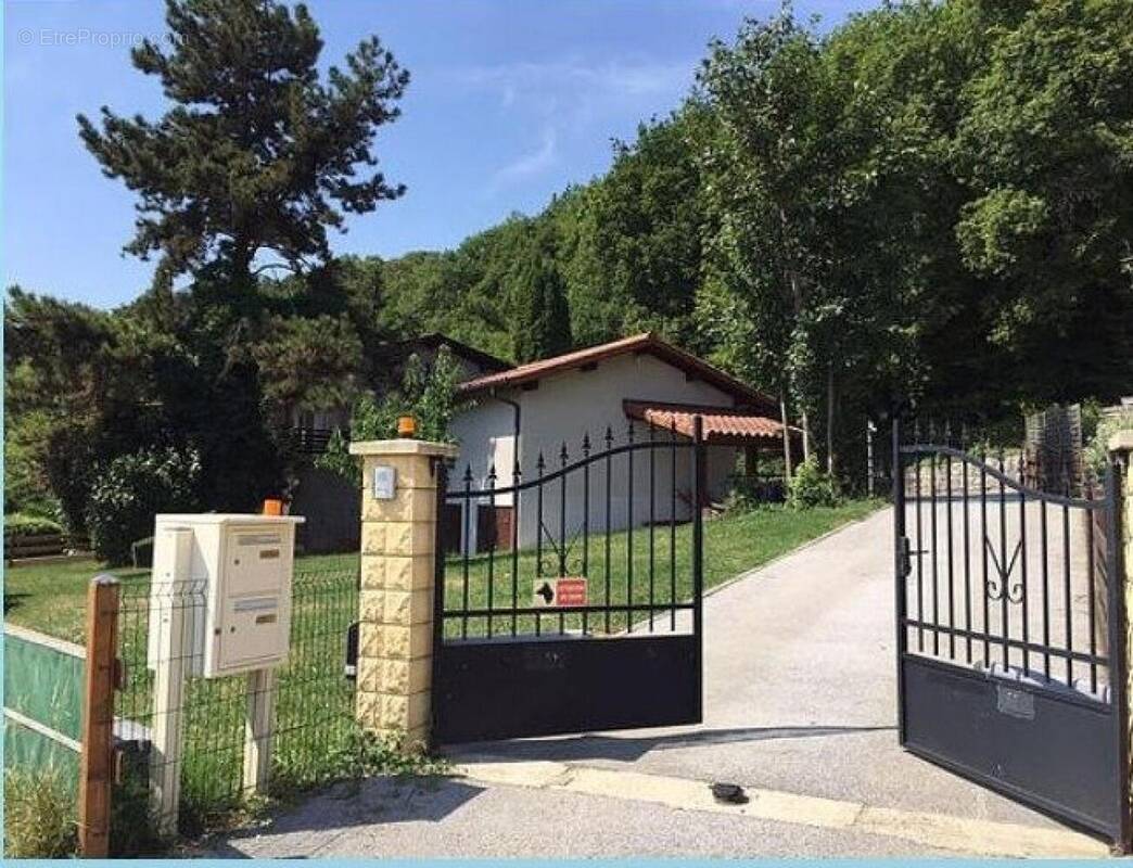 Photo 1 - Appartement à MONNETIER-MORNEX