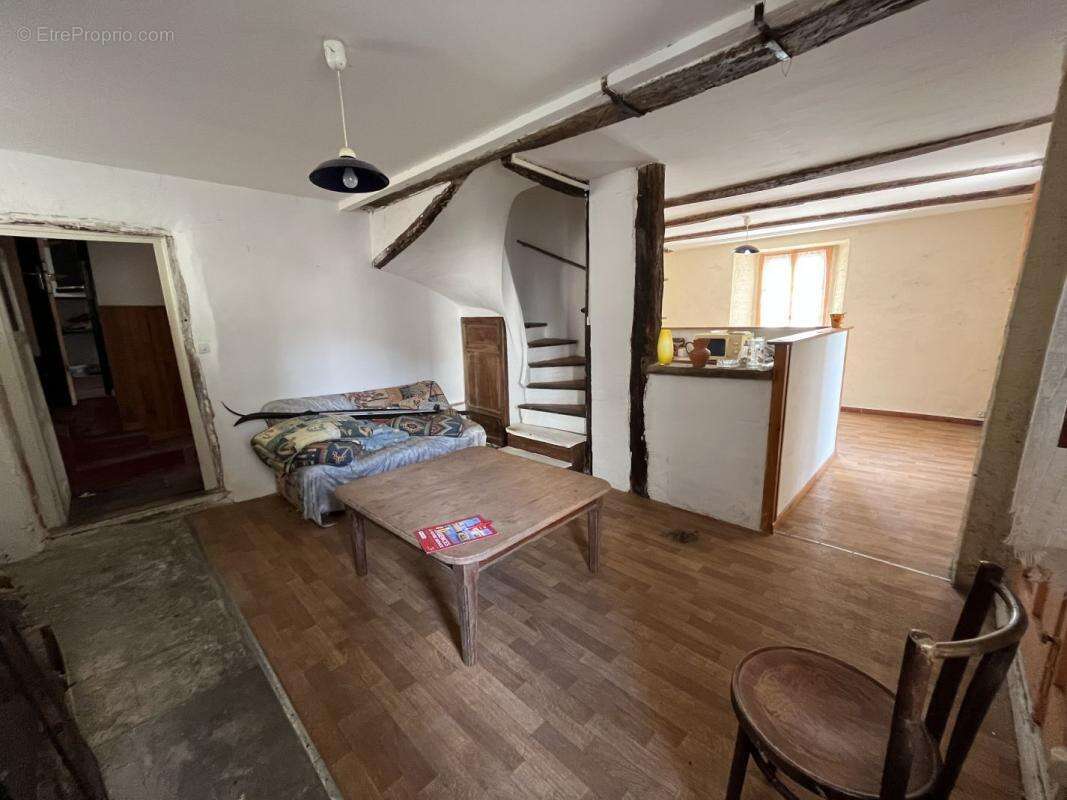 Maison à CASSAGNOLES