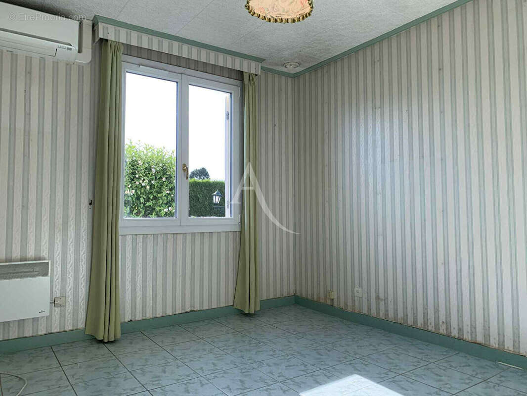 Maison à COULOMMIERS