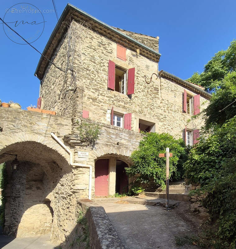 Maison à CABREROLLES