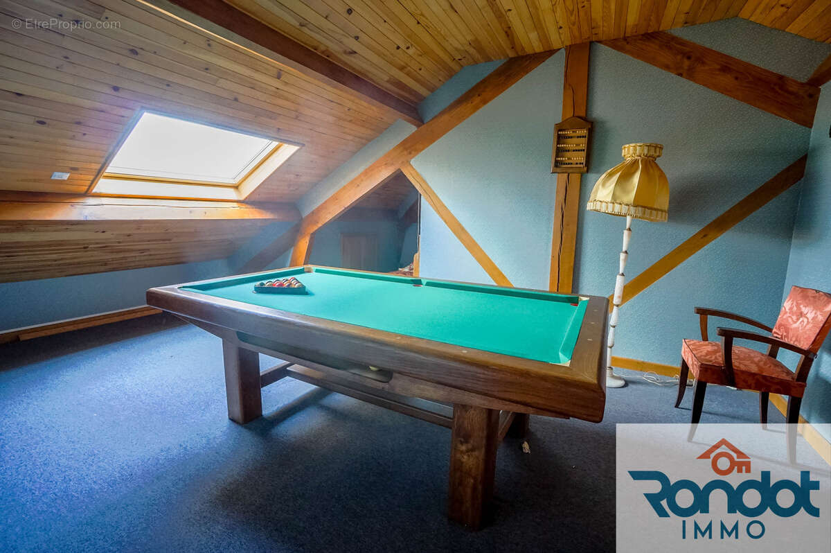 Maison à BOURBERAIN