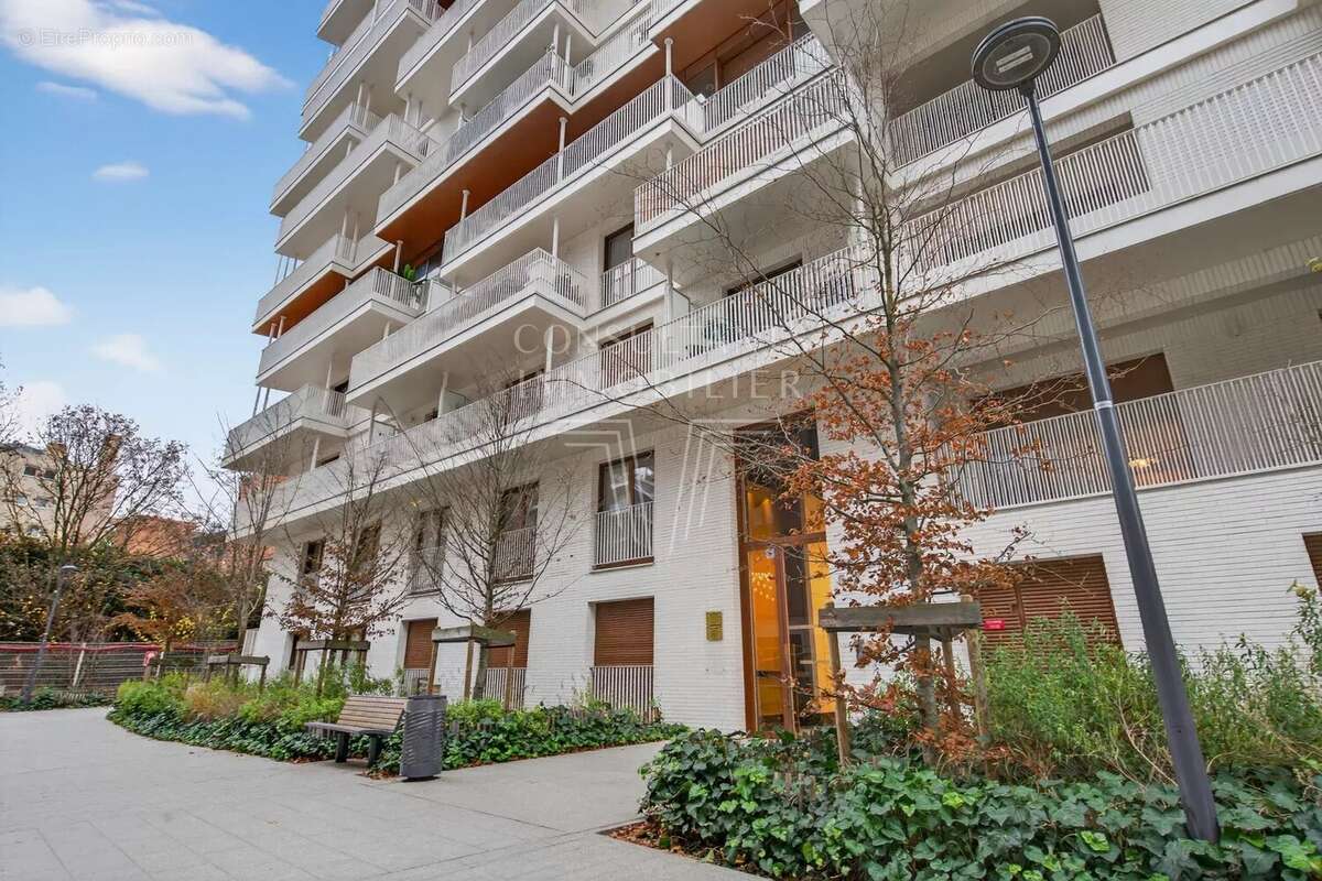 Appartement à ISSY-LES-MOULINEAUX