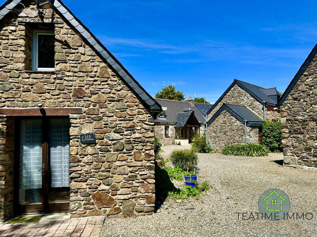 Maison à PLESTIN-LES-GREVES