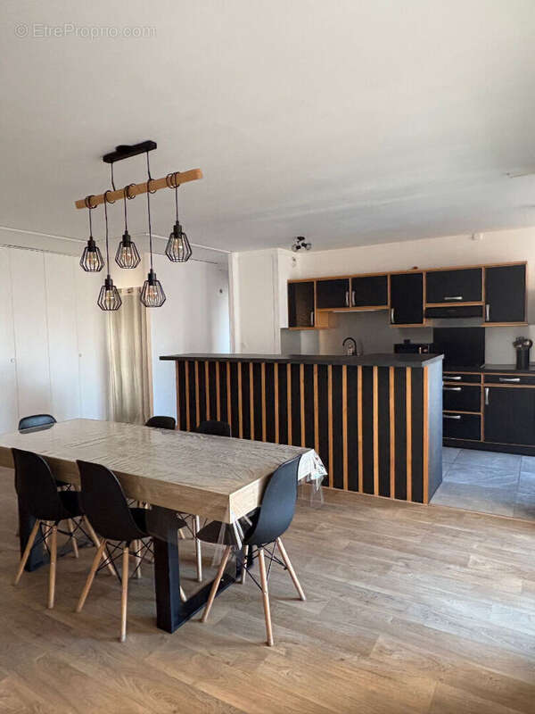 Appartement à LAVAL