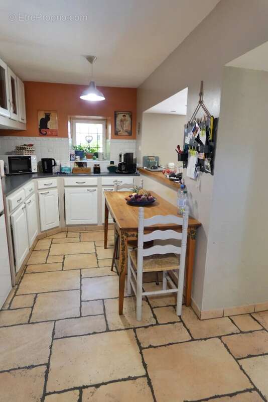 Le creusot - au calme - belle maison en pierres - photo 10