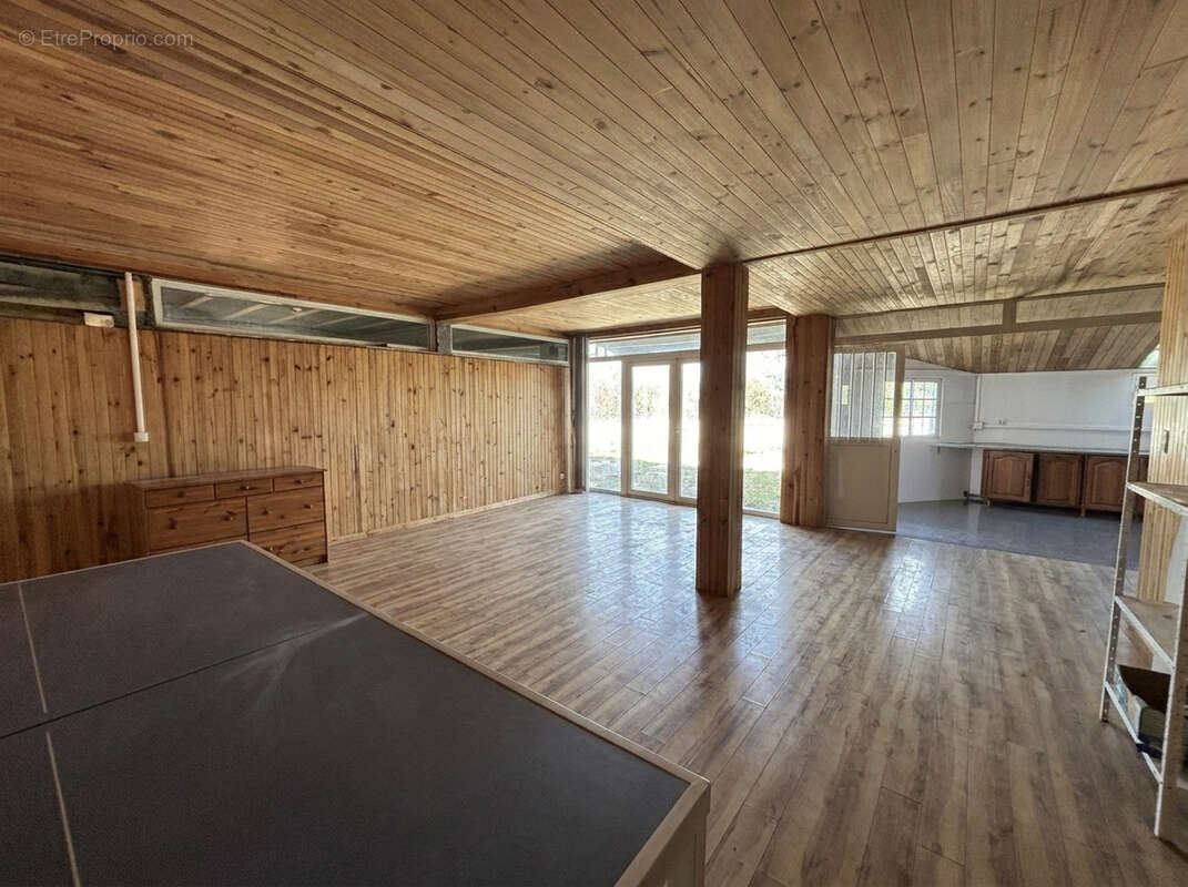 Maison Le Tampon 5 pièces 195.8 m2 - photo 6