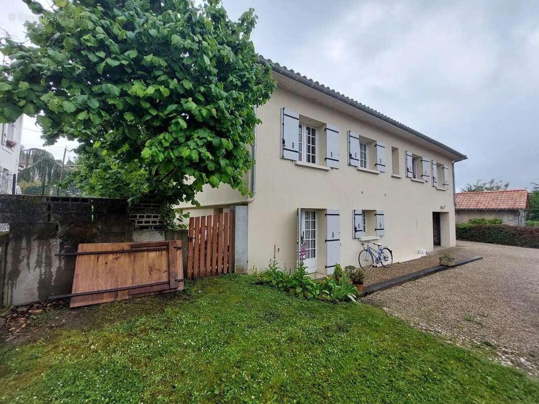Maison à RIBERAC