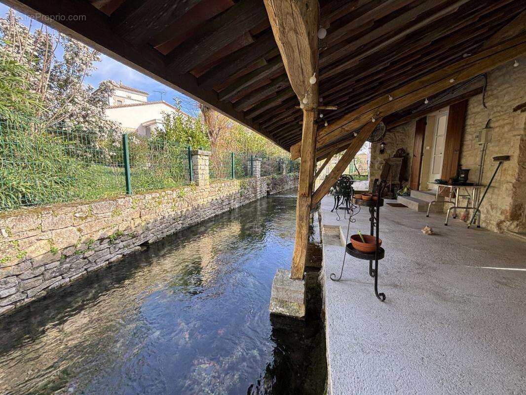 Maison à RUFFEC