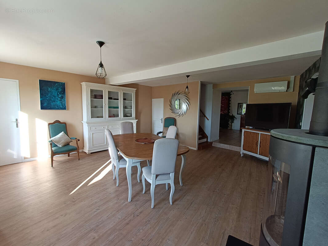 Maison à PAIZAY-LE-SEC