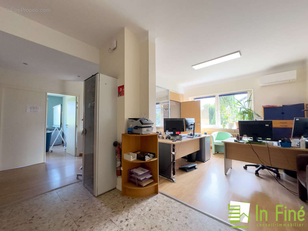 Commerce 353 m² à Ostwald  - photo 7