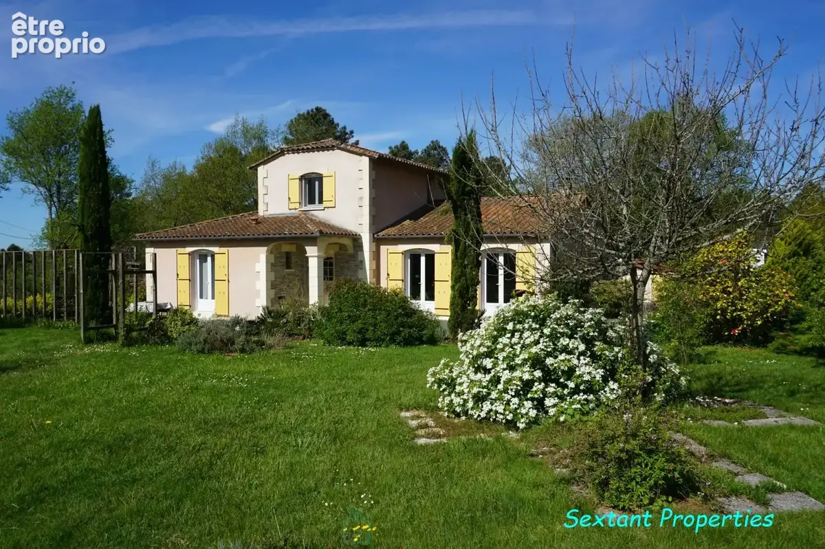 Maison à SAINT-ROMAIN-ET-SAINT-CLEMENT