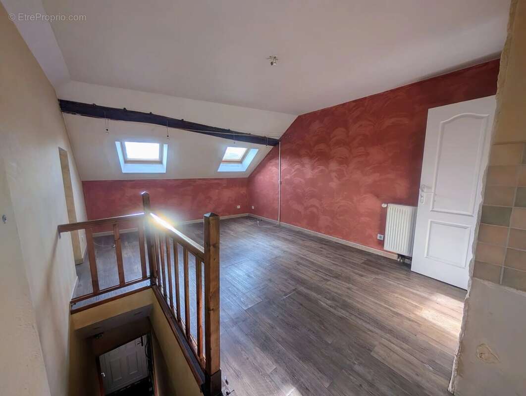 Maison à LE CHATELET-EN-BRIE