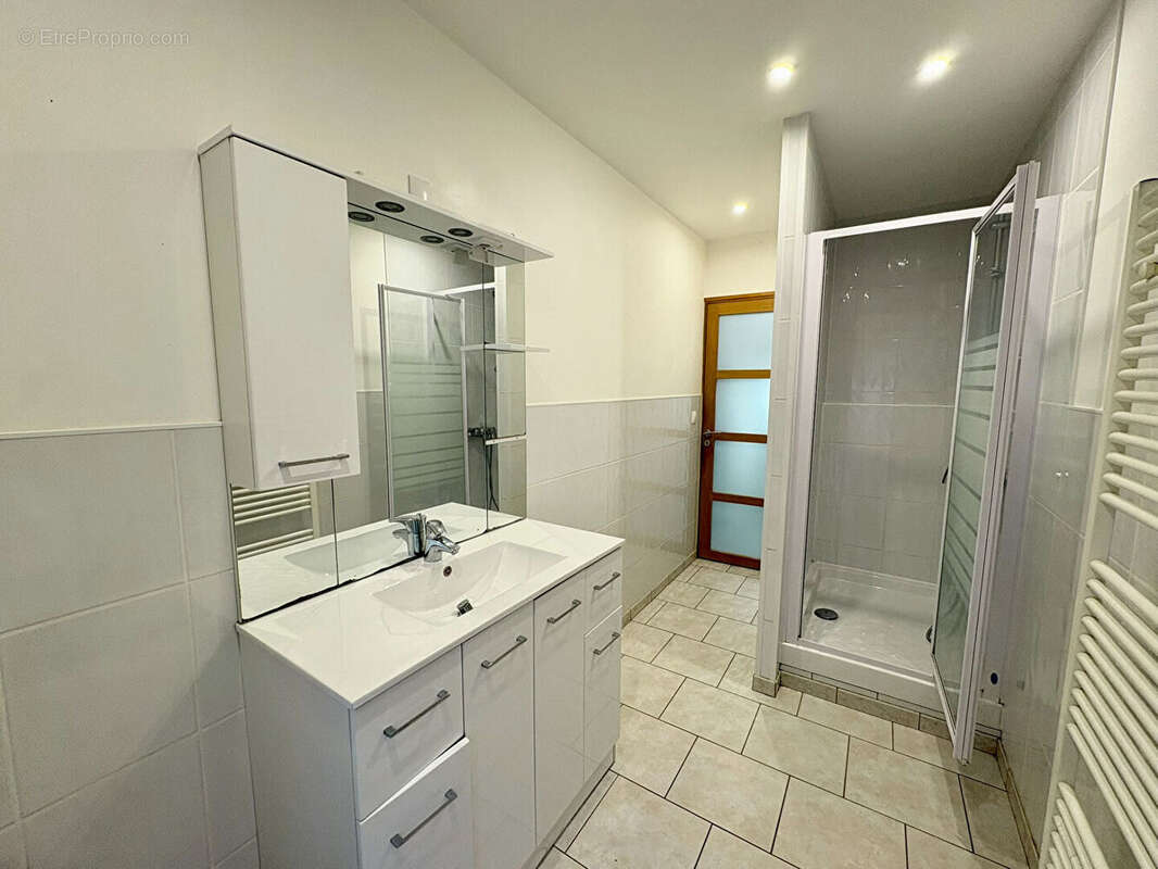 Maison à SAINT-QUENTIN